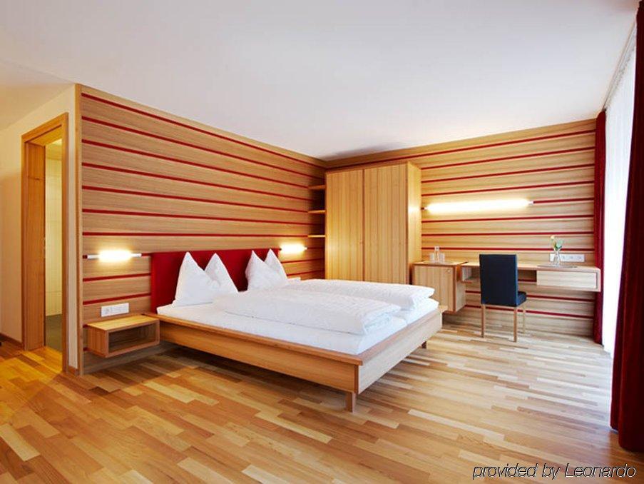 Hotel Kanisfluh Mellau Chambre photo